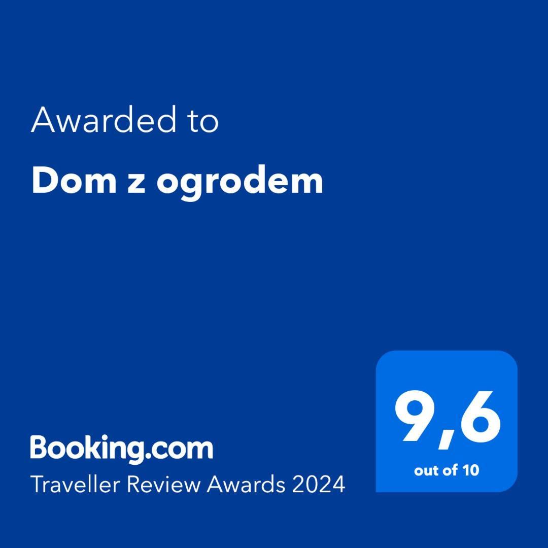 Vila Dom Z Ogrodem Laka  Exteriér fotografie